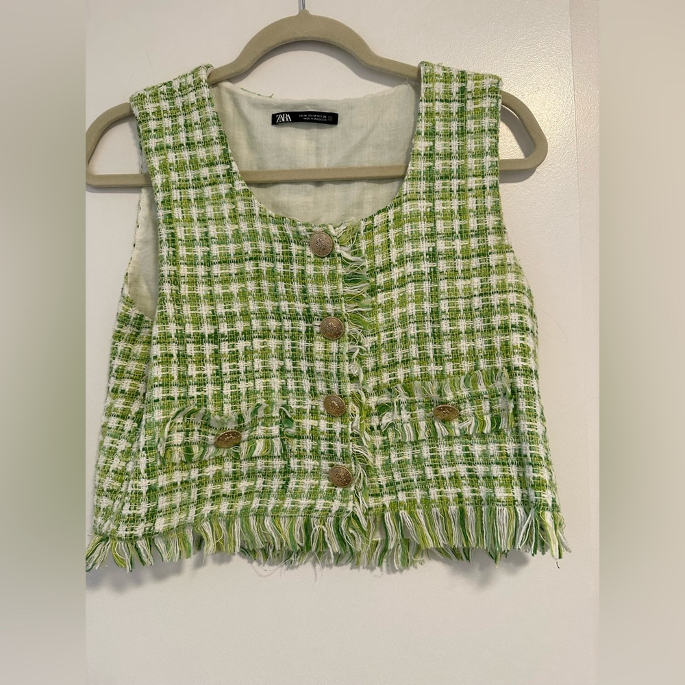 Zara tweed cropped vest/top with brass buttons. Size Medium.